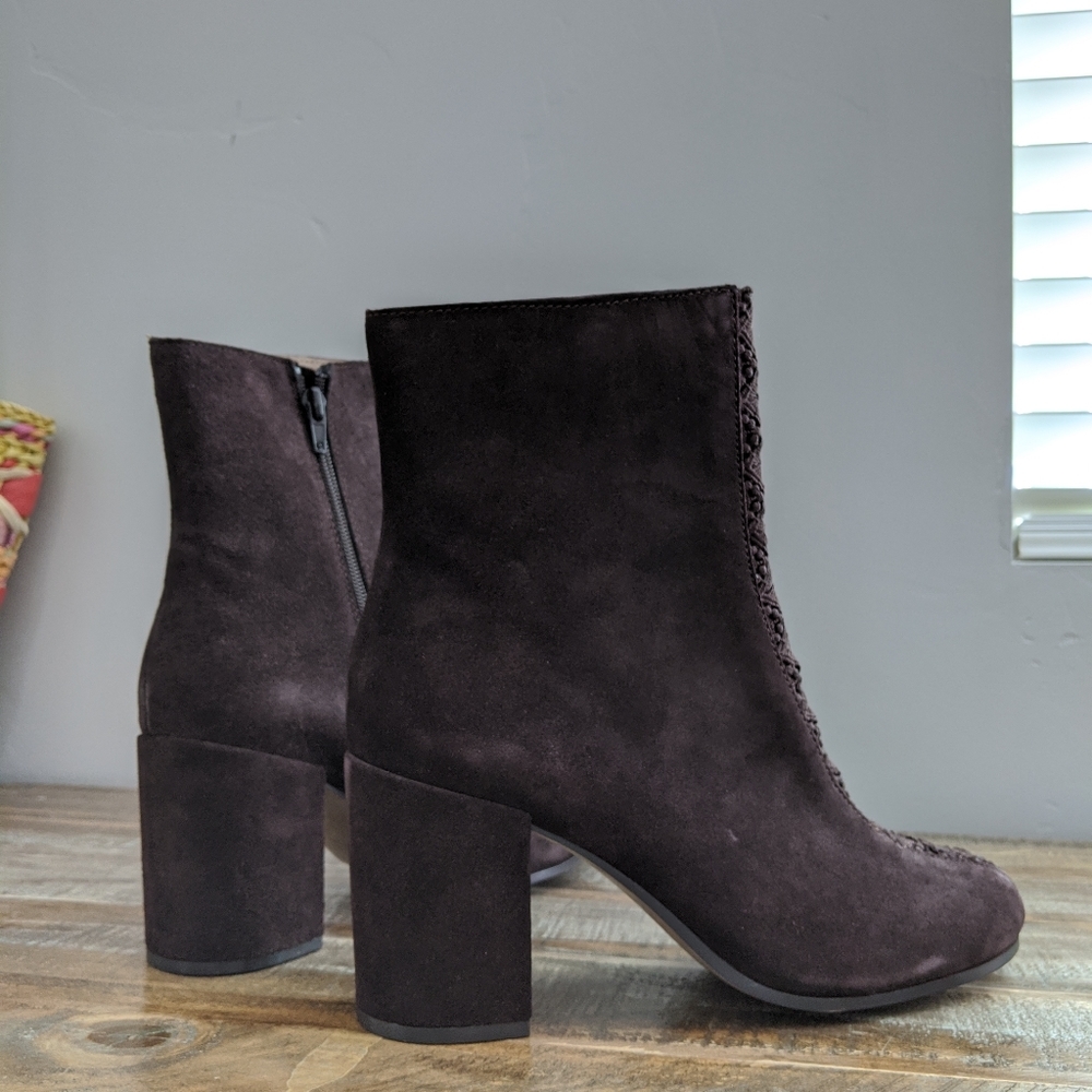🆕🌿HIPPY SUEDE BETTYE MULLER BOOTIES🌿 - Picture 6 of 9